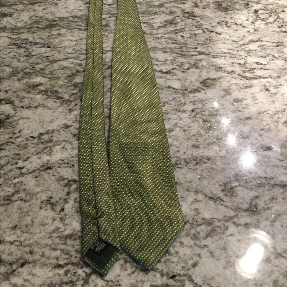 Giorgio Armani Green Textured Silk Tie with Subtle Speckle